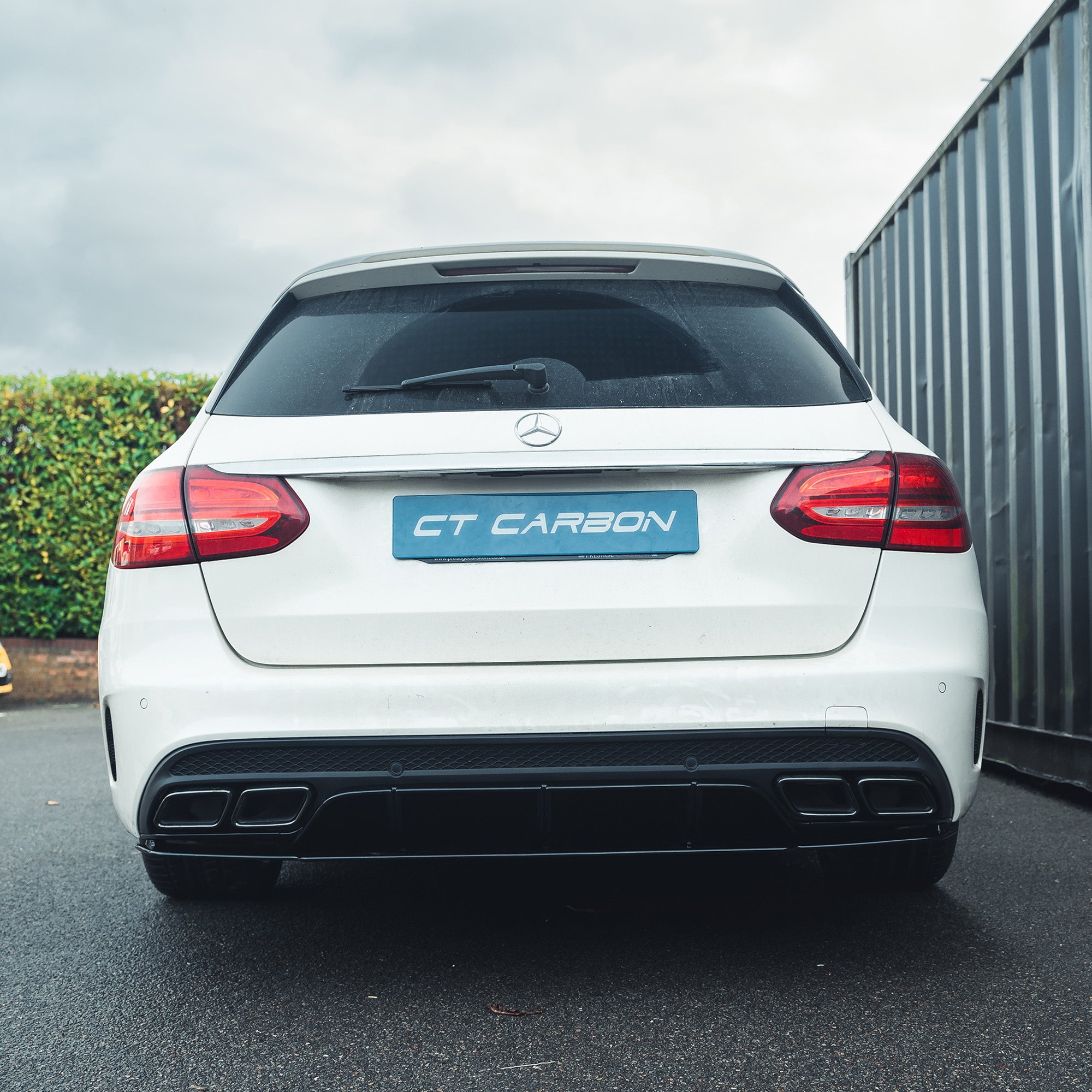 MERCEDES C-CLASS SALOON/ESTATE W205 GLOSS BLACK DIFFUSER & BLACK TIPS