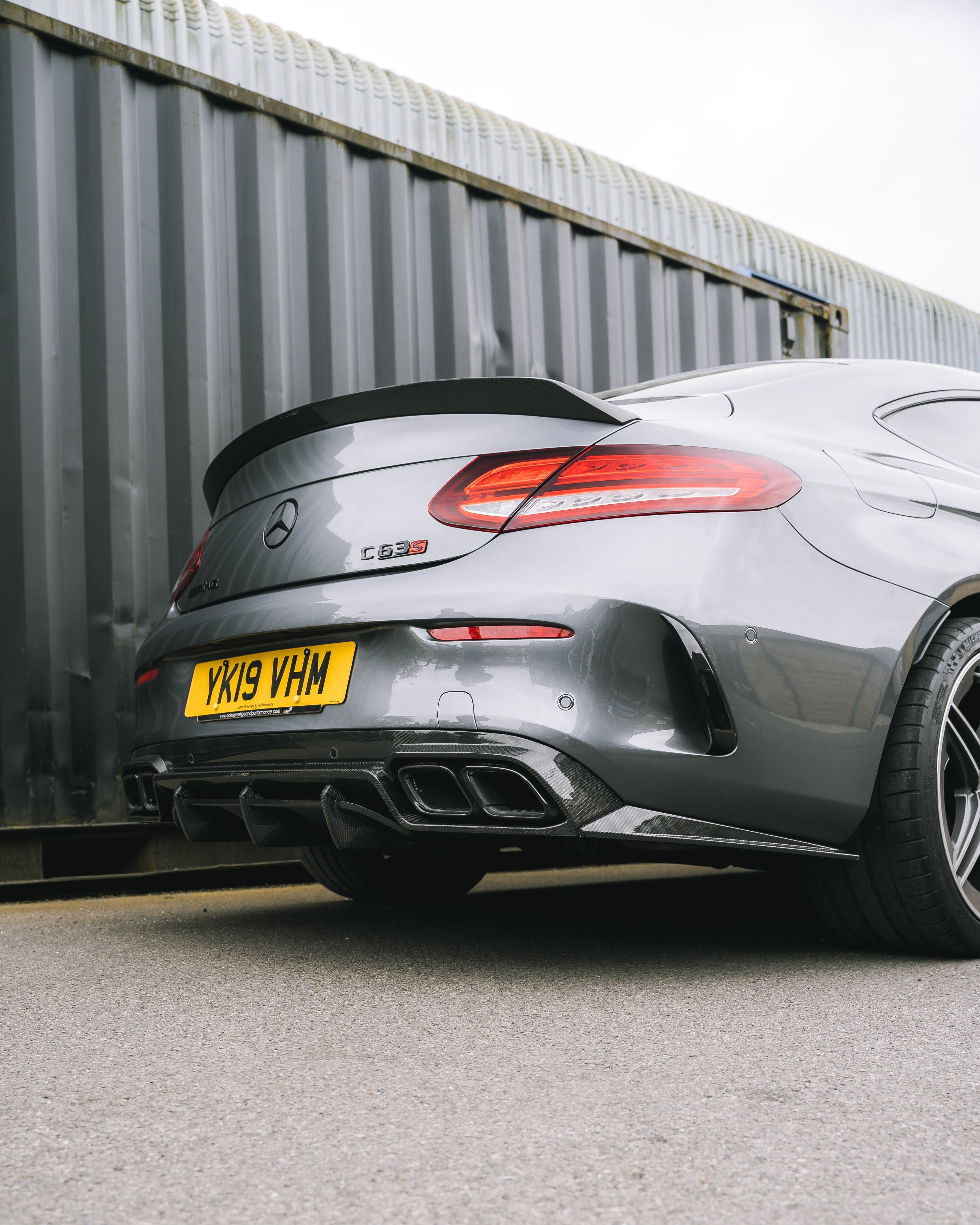 MERCEDES W205 C63 FACELIFT COUPE/CONVERTIBLE 2DR CARBON FIBRE DIFFUSER V2 - CT DESIGN