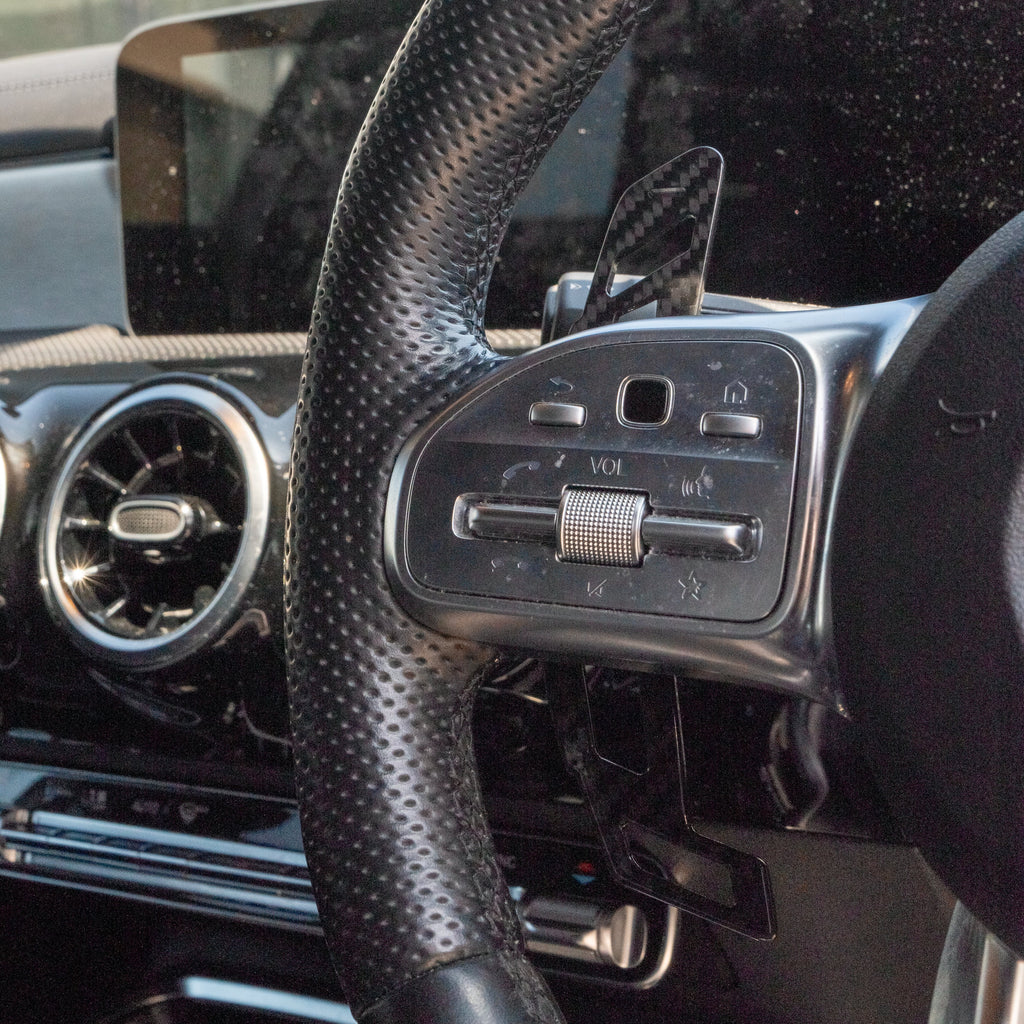 MERCREDES AMG MAGNETIC CARBON FIBRE SHIFTER PADDLES