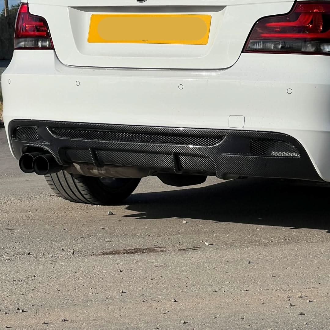 MP Style Carbon Fibre Rear Diffuser Twin Exhaust for BMW E82 E88 1 Series 04-13