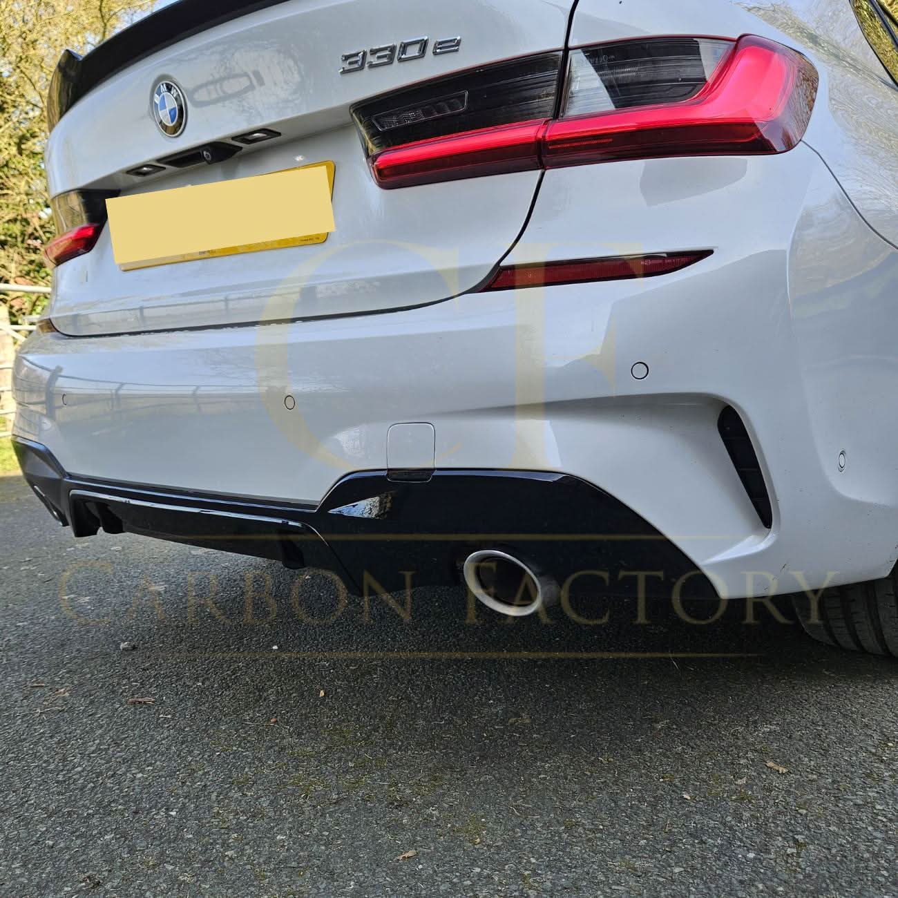 MP Style Gloss Black Rear Diffuser Dual Exhaust for BMW 3 Series G20 G21 Pre-LCI 19-22