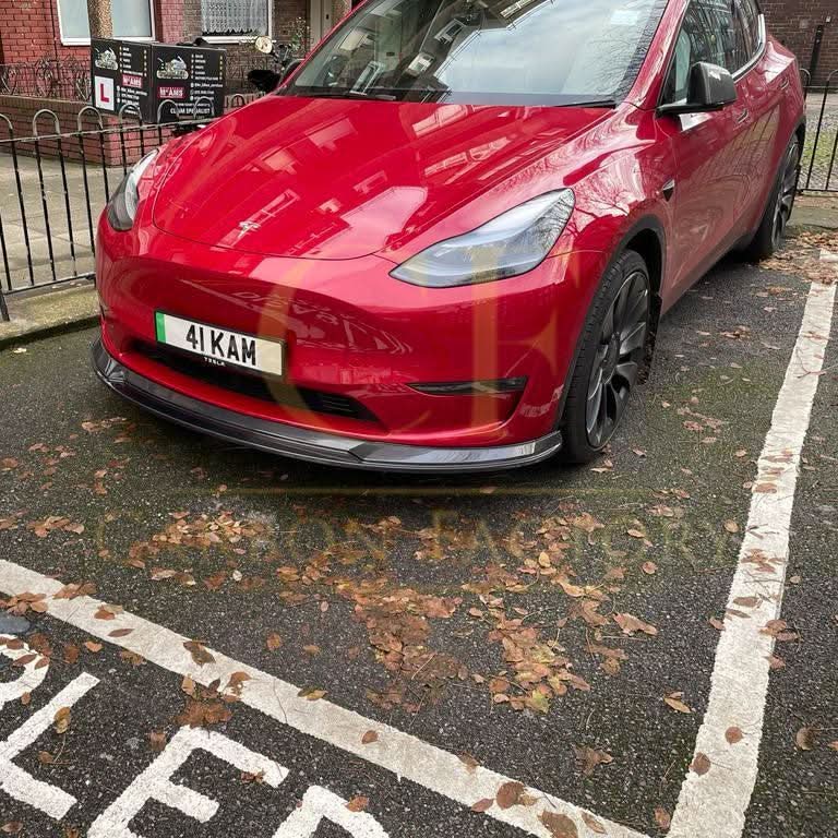 P Style Carbon Fibre Front Splitter for Tesla Model Y 19-23