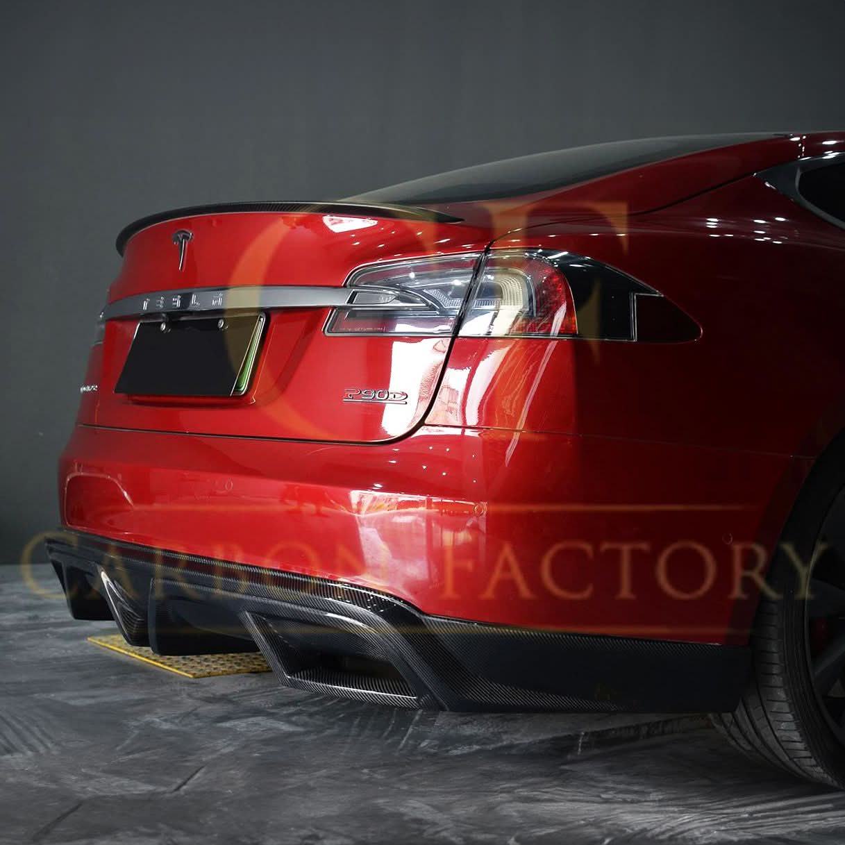 P Style Carbon Fibre Rear Diffuser for Tesla Model S P85 14-15