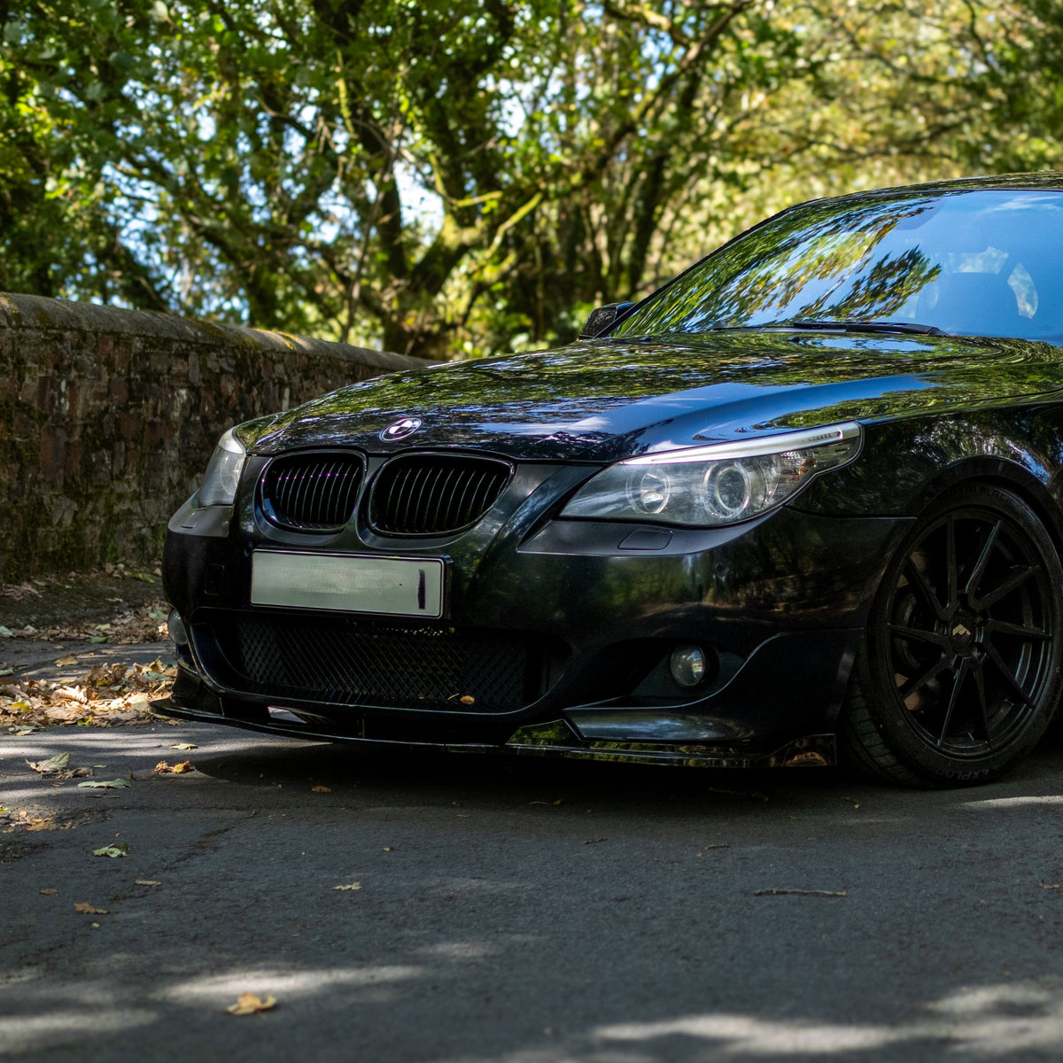 MP Style Gloss Black Front Splitter for BMW E60 E61 5 Series M Sport 05-10