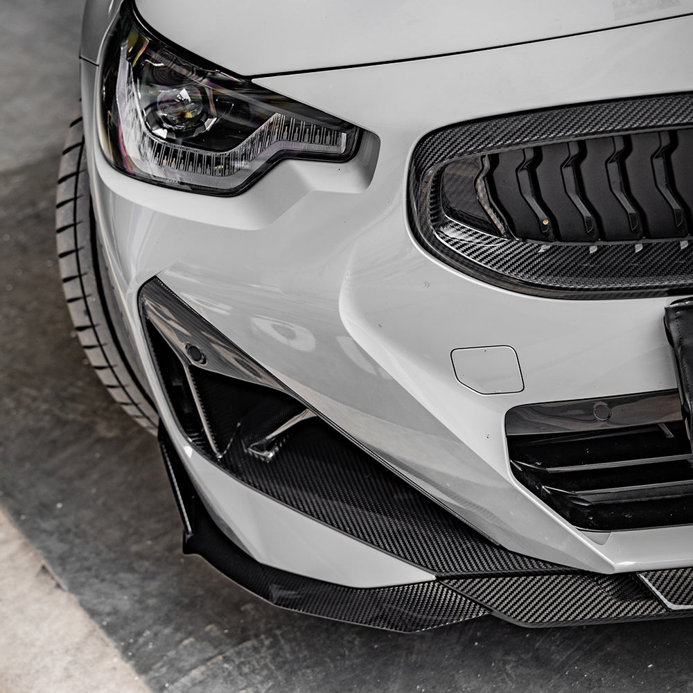 SooQoo BMW G42 M240i Front Ducts In Gloss Carbon Fibre