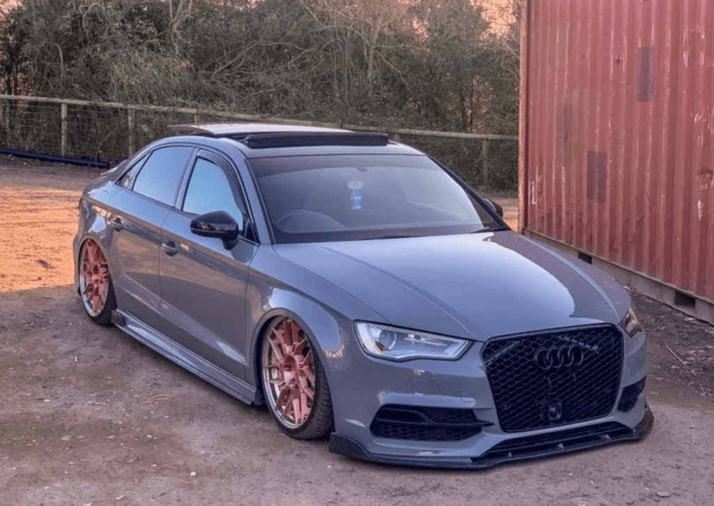 AUDI S3 FACELIFT SALOON 8V FULL CARBON FIBRE PACKAGE