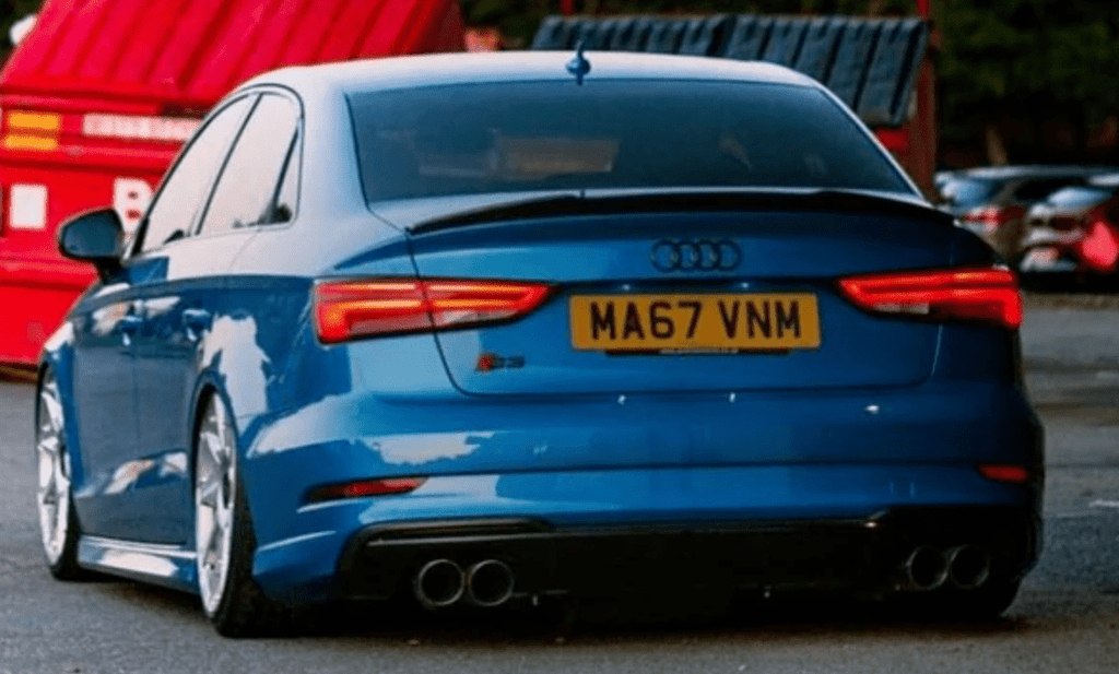 AUDI S3 FACELIFT SALOON 8V FULL CARBON FIBRE PACKAGE