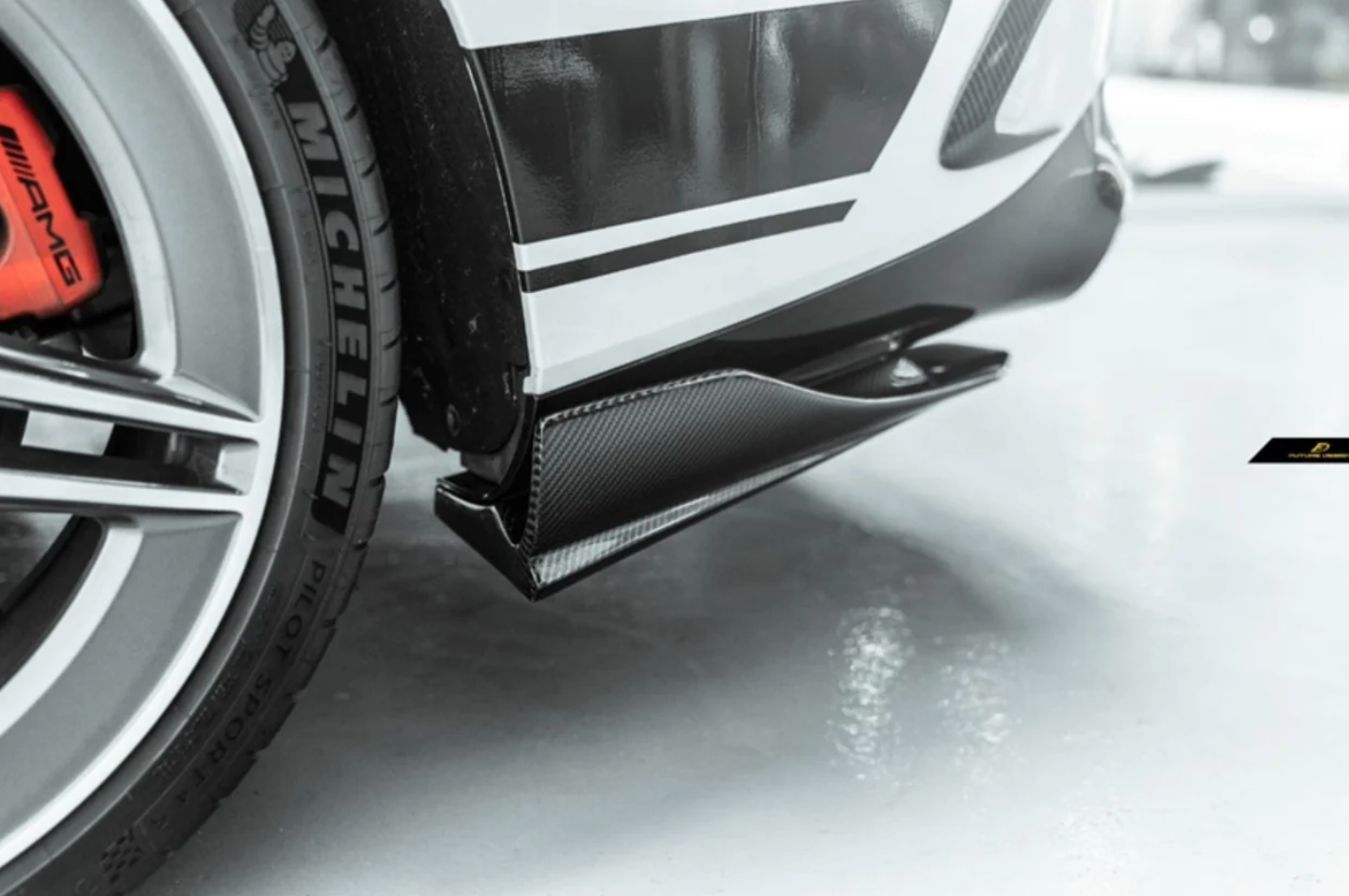 FUTURE DESIGN - MERCEDES BENZ C118 CLA CLA 35 CLA 45 CARBON FIBRE REAR BUMPER SIDE SKIRTS