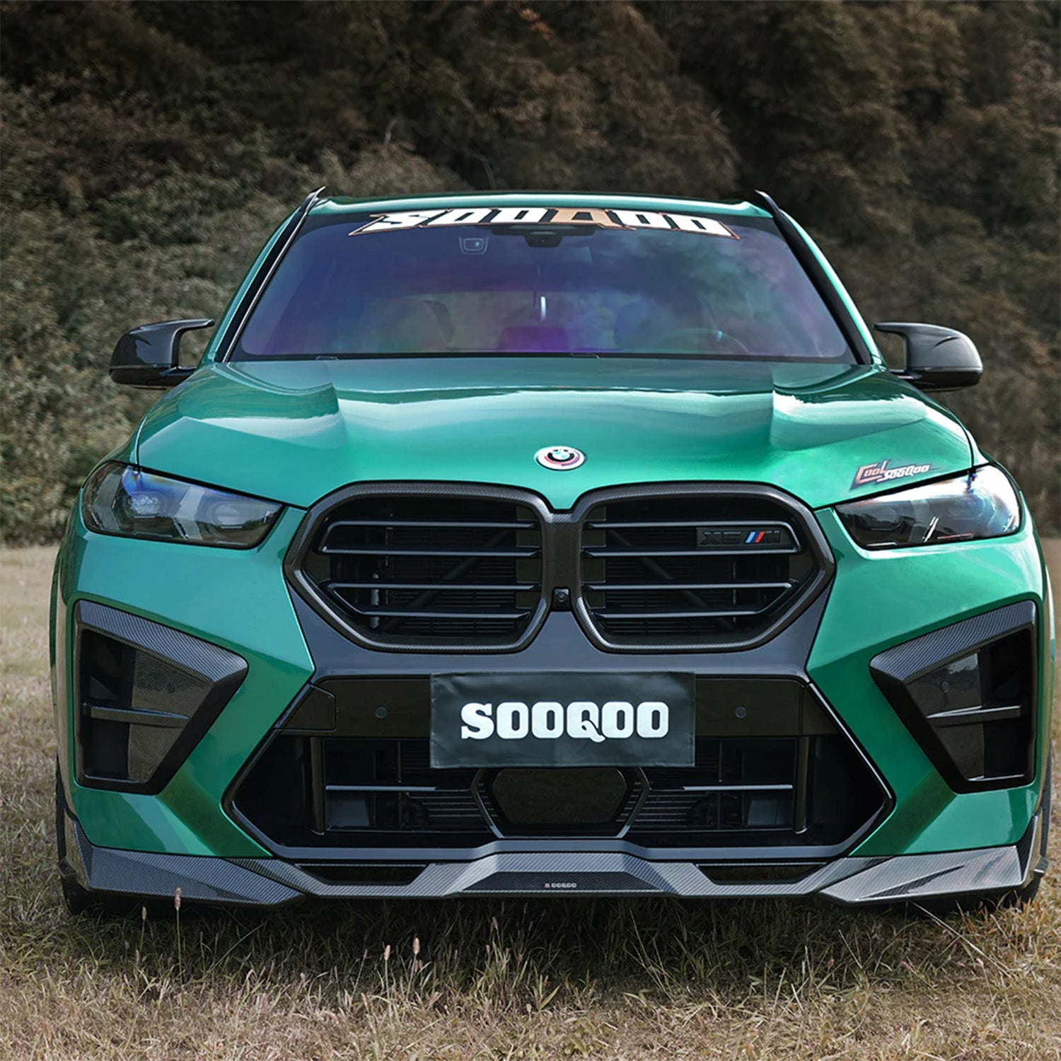 SooQoo BMW F95 X5M LCI Front Splitter In Gloss Carbon Fibre