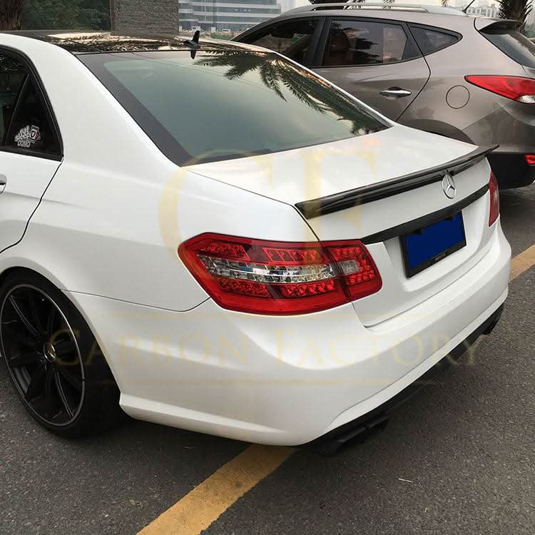 V Style Carbon Fibre Boot Spoiler for Mercedes Benz W212 E Class Saloon 10-17