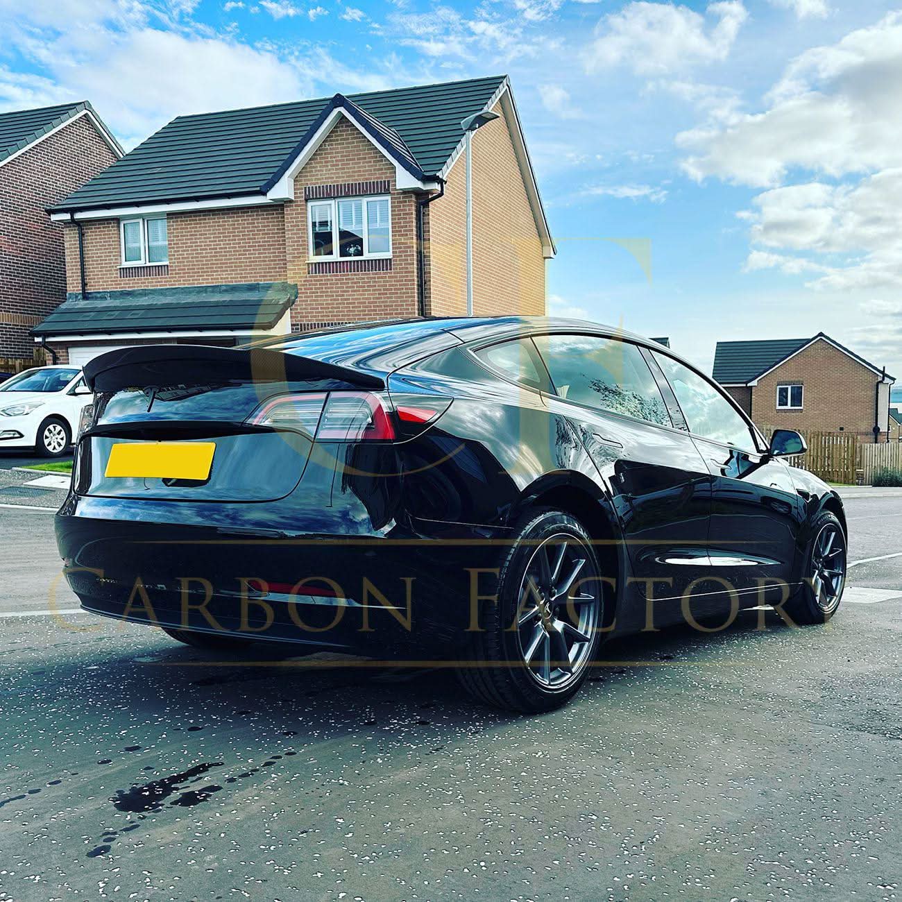 V Style Carbon Fibre Boot Spoiler for Tesla Model 3 16-23