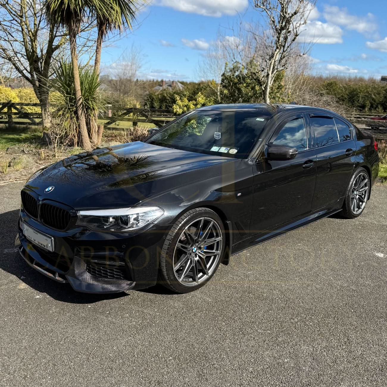 V Style Carbon Fibre Front Splitter for BMW G30 5 Series M Sport 17-20