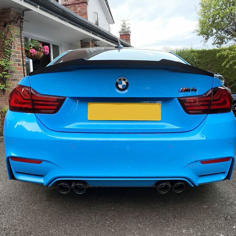V Style Gloss Black Boot Spoiler for BMW F82 M4 Coupe 14-20