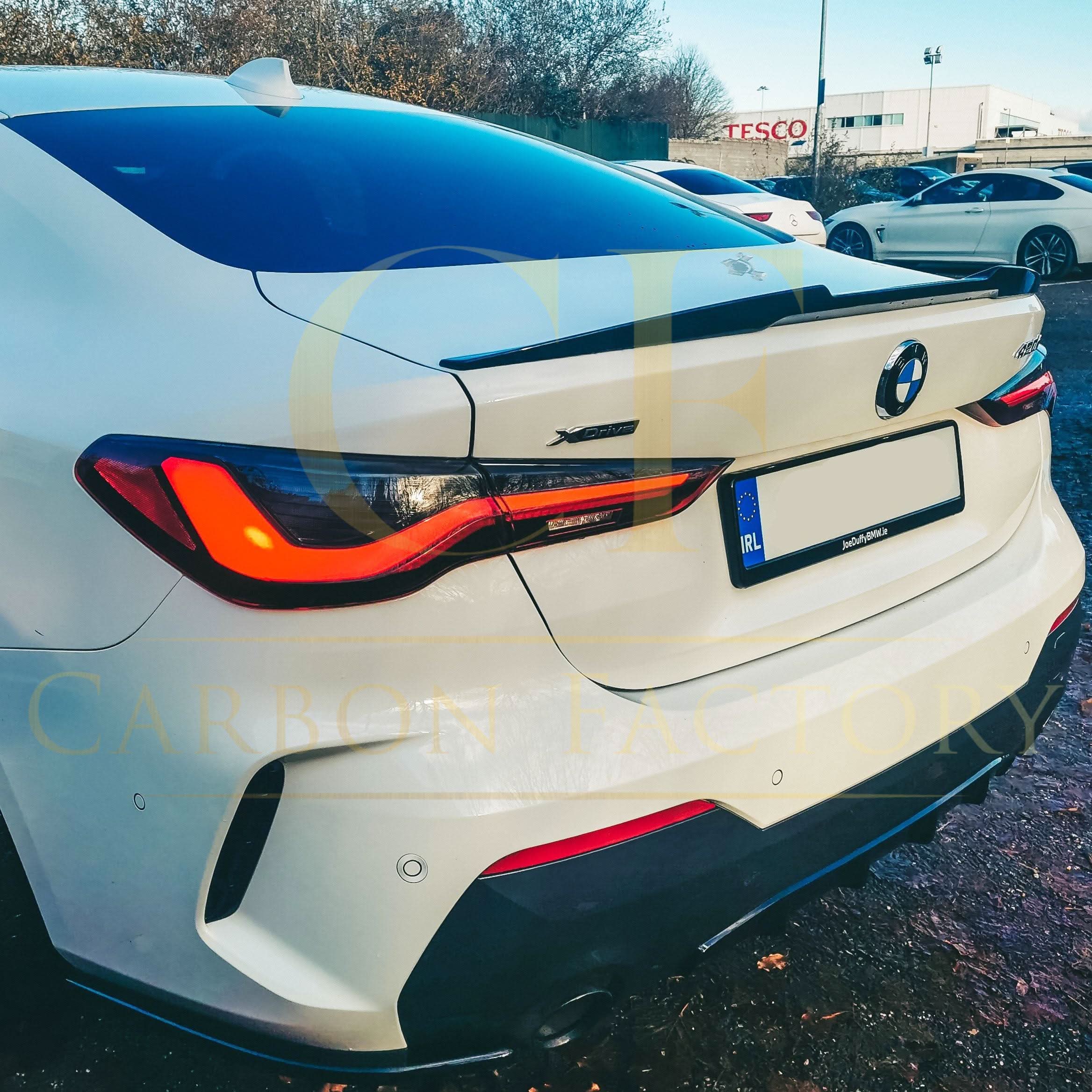 V Style Gloss Black Boot Spoiler for BMW G22 4 Series G82 M4 20-Present