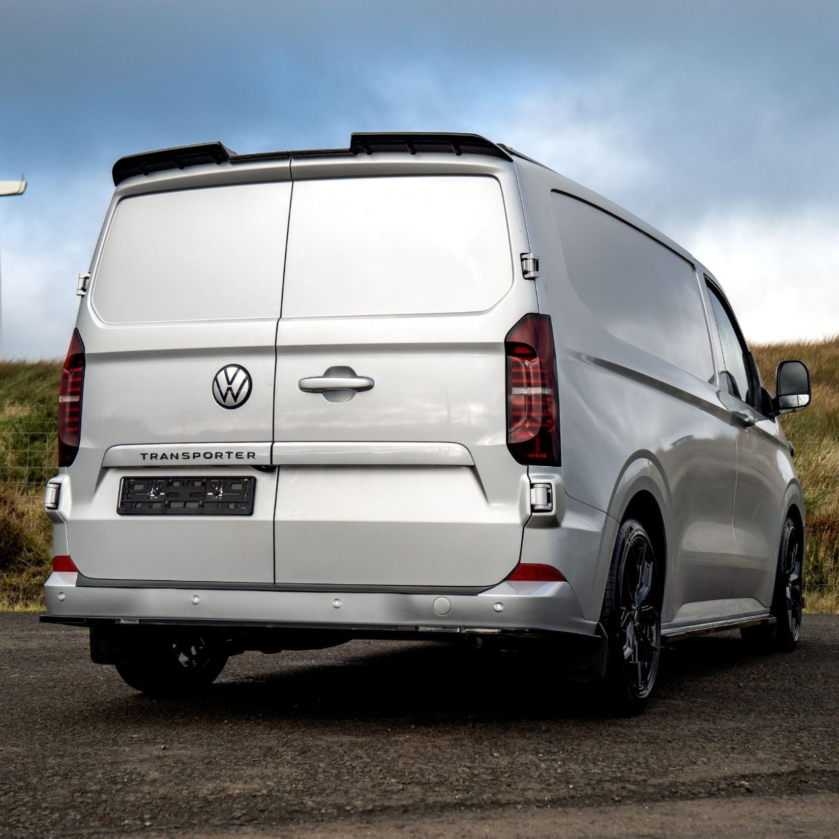 V1 Premium Aero Kit In Gloss Black For Volkswagen Transporter T7 LWB 2025 on
