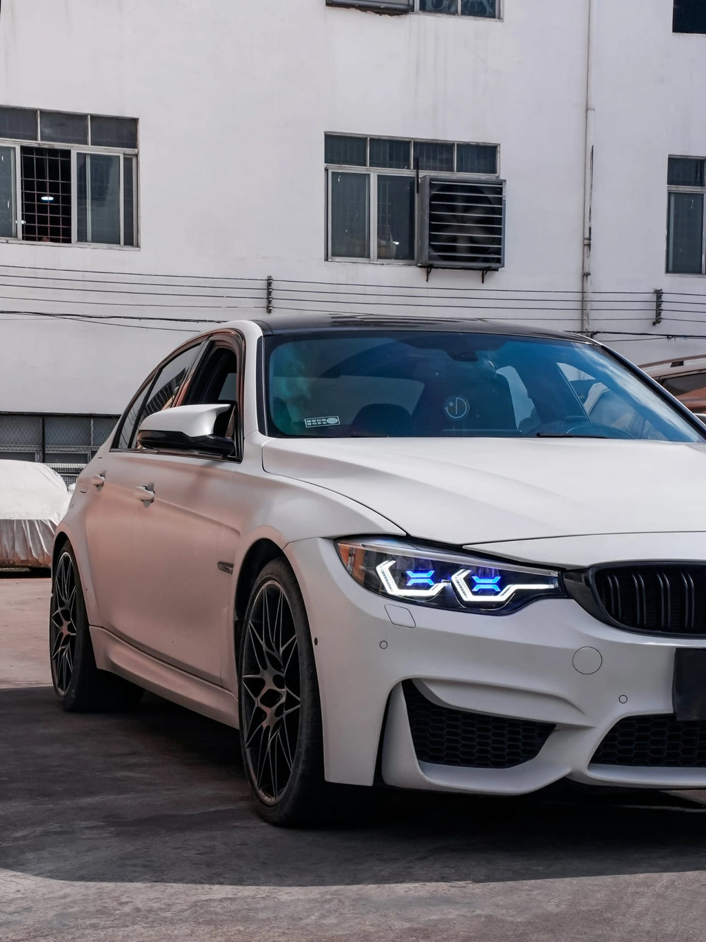 AERO CARBON - BMW M3 F80 / M4 F82 OSX STYLE HEADLIGHTS