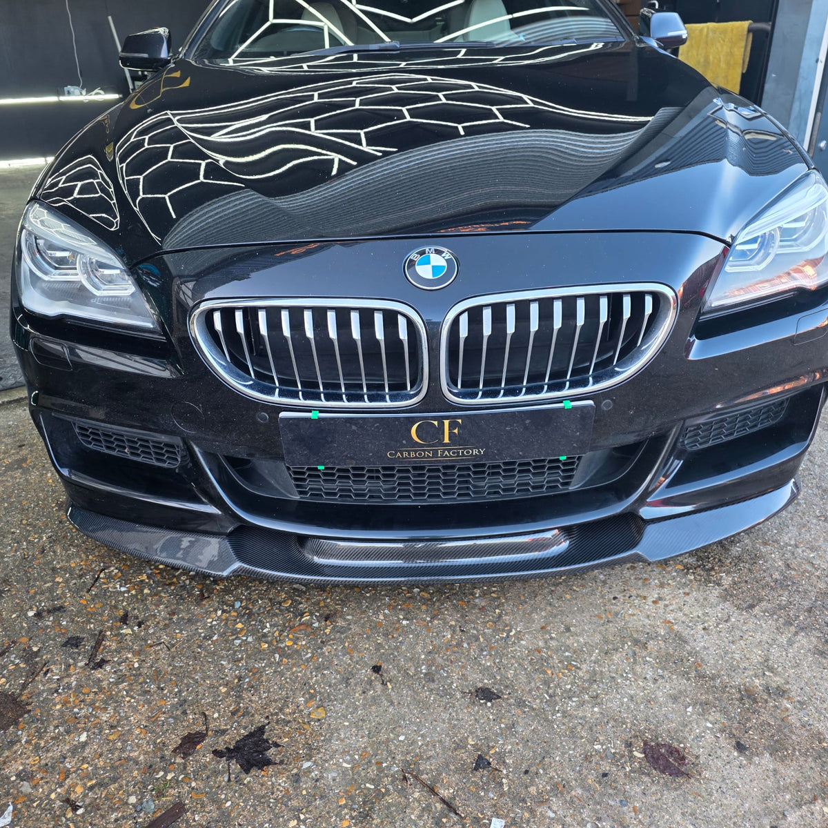 V Style Carbon Fibre Front Splitter for BMW F06 F12 F13 6 Series 11-18
