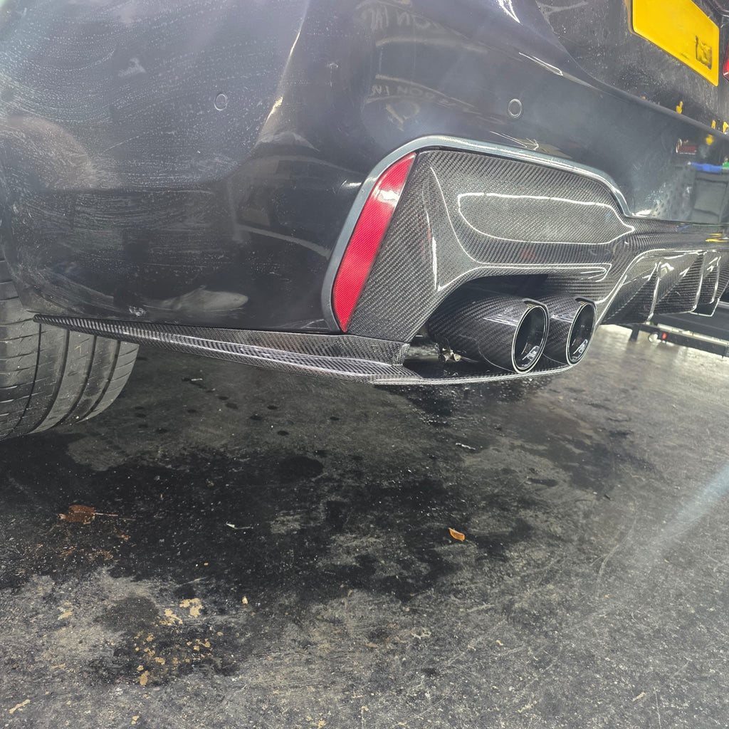 V Style Carbon Fibre Rear Diffuser for BMW G30 G31 5 Series M Sport F90 M5 17-23