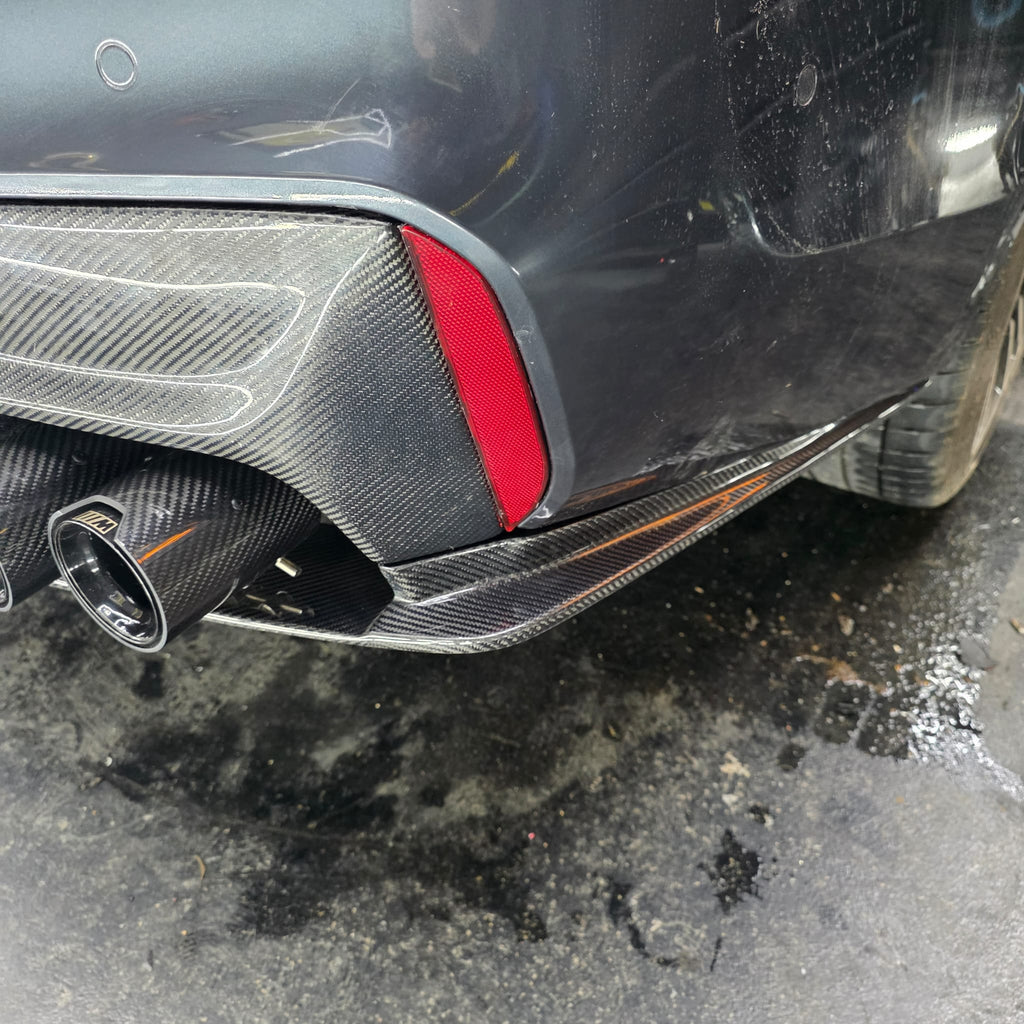 V Style Carbon Fibre Rear Diffuser for BMW G30 G31 5 Series M Sport F90 M5 17-23
