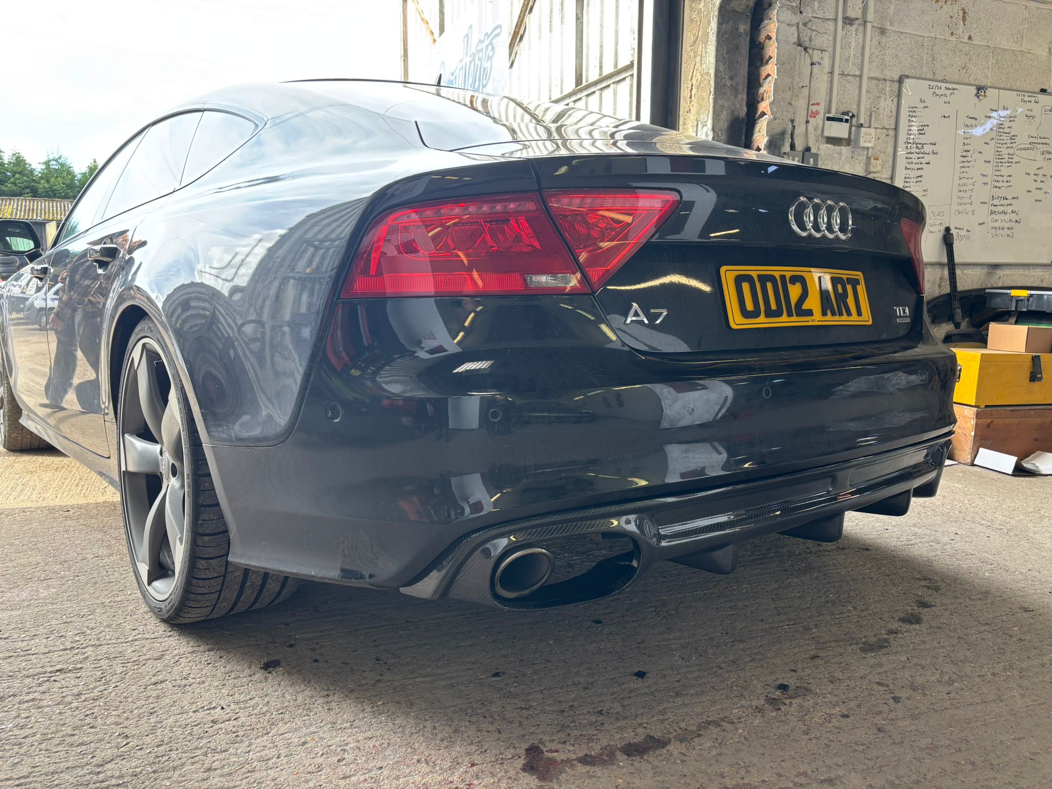 V Style Carbon Fibre Rear Diffuser for Audi 4G A7 S Line 10-14