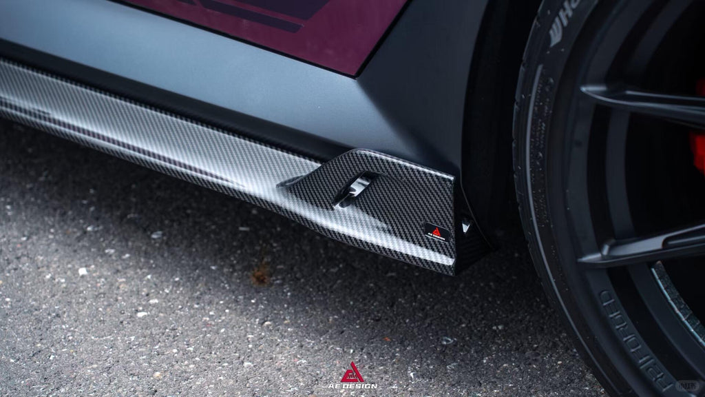 AE DESIGN - BMW M5 G90 DRY CARBON FIBER SIDE SKIRTS