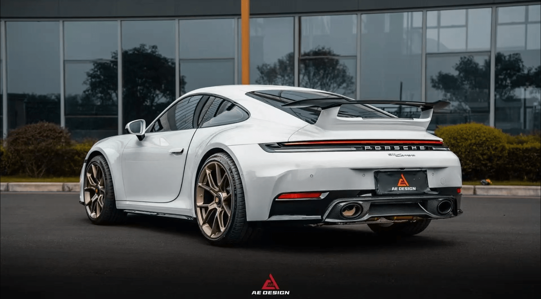 AE DESIGN - PORSCHE 911 992.2 CARRERA BASE/S/T/4S/ TARGA 4S CARBON FIBER REAR DIFFUSER