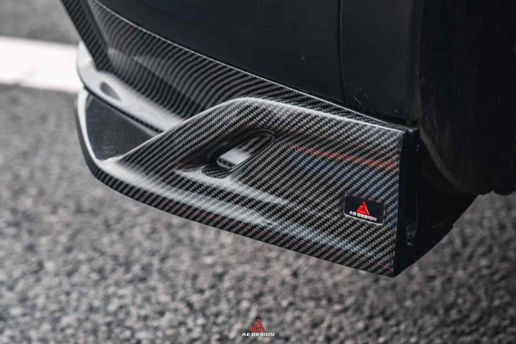 AE DESIGN - PORSCHE CAYENNE 9Y0 9Y3 DRY CARBON FIBRE REAR LED DIFFUSER