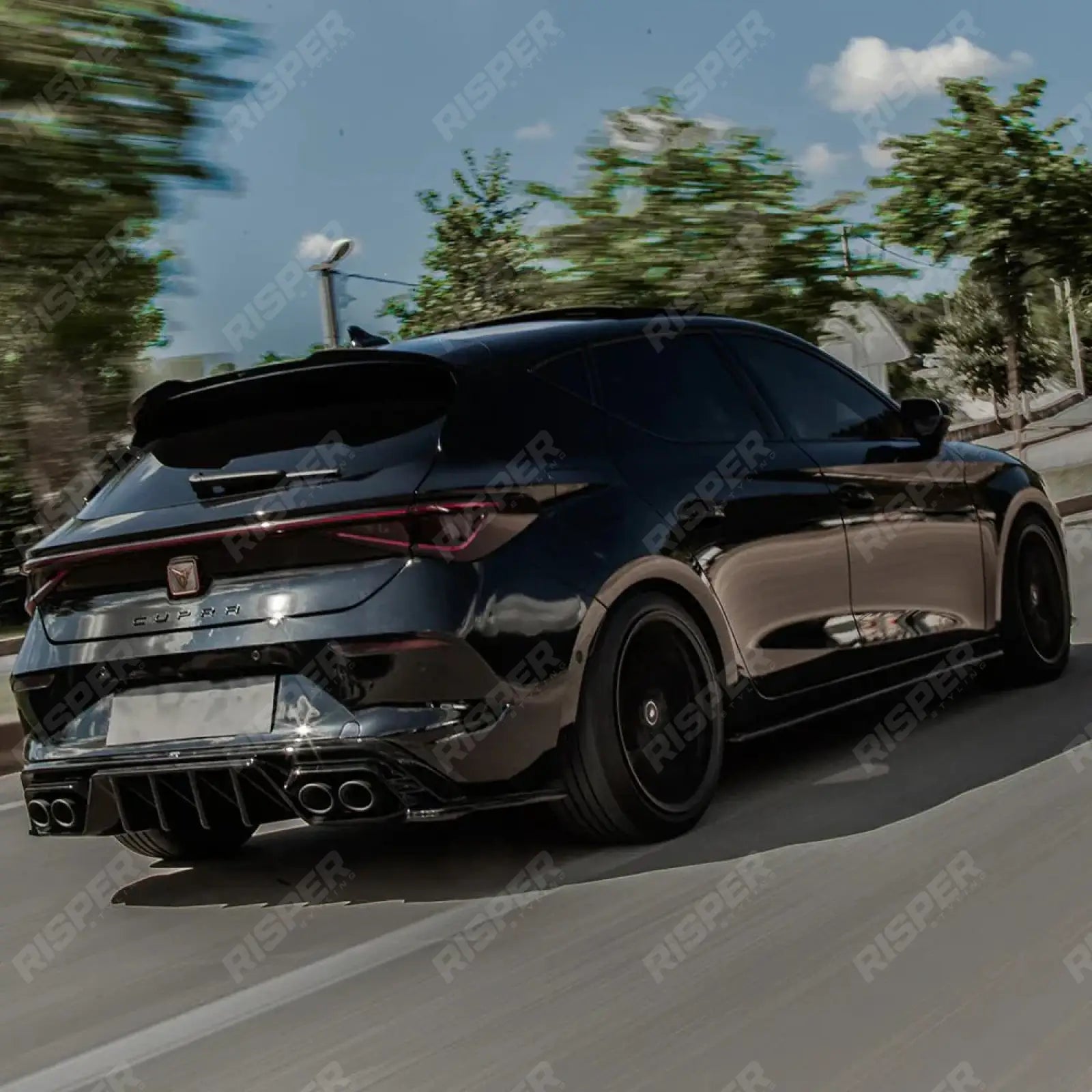 Aero Body Kit In Gloss Black Cupra Leon 2020-2024