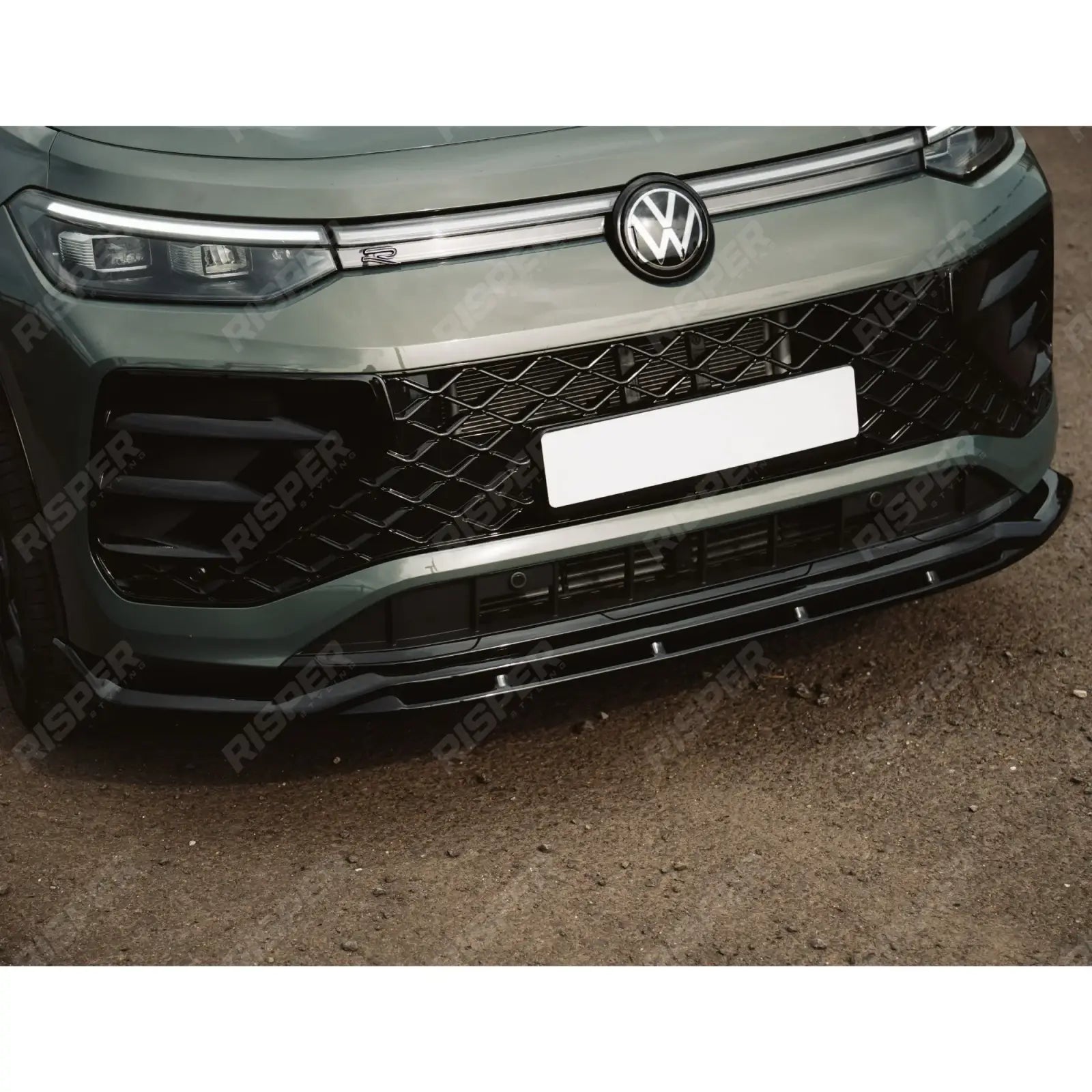 Aero Body Kit In Gloss Black For VW Tayron R-Line 2025 On