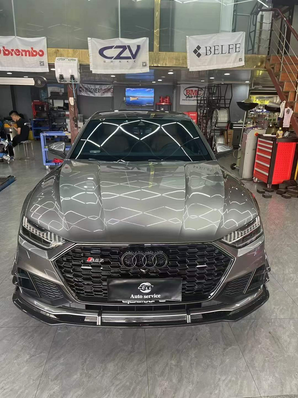 AERO CARBON - AUDI A7 / S7 C8 2018+ CARBON FIBRE FRONT LIP TK STYLE