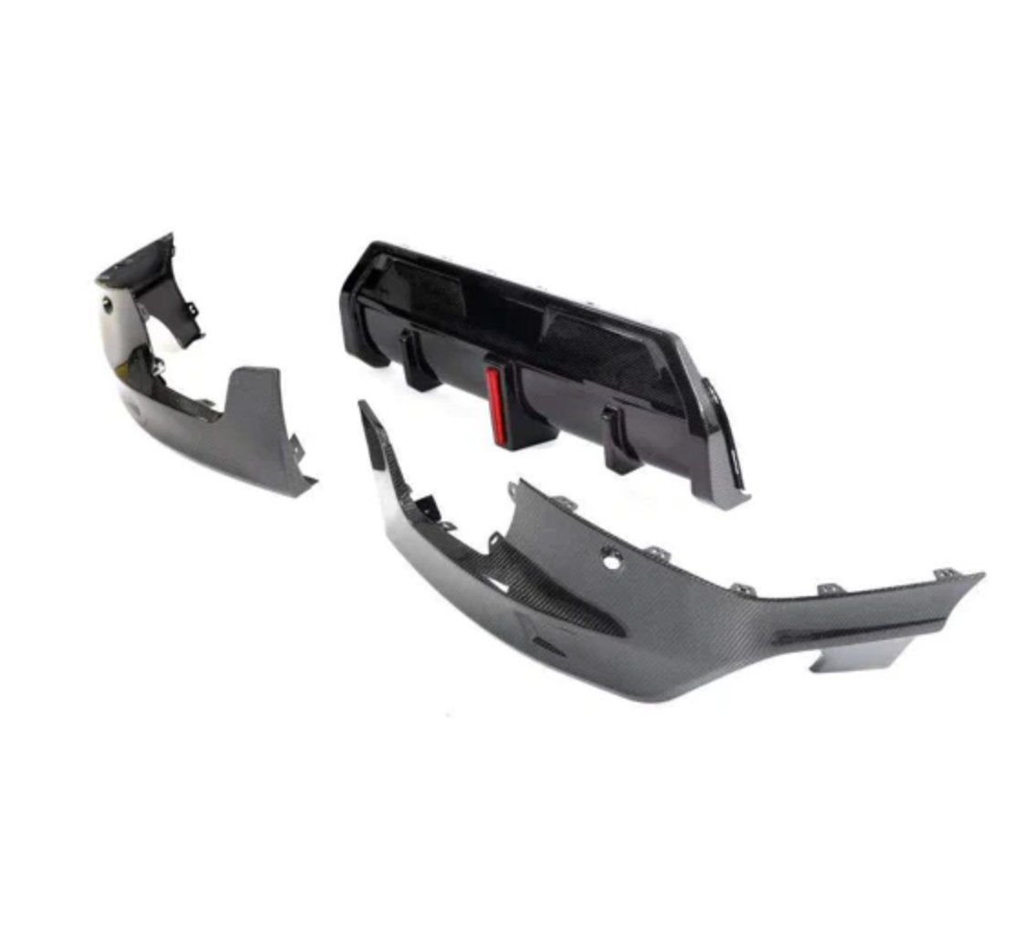 AERO CARBON - BMW 2 SERIES G42 CARBON FIBRE LED DIFFUSER