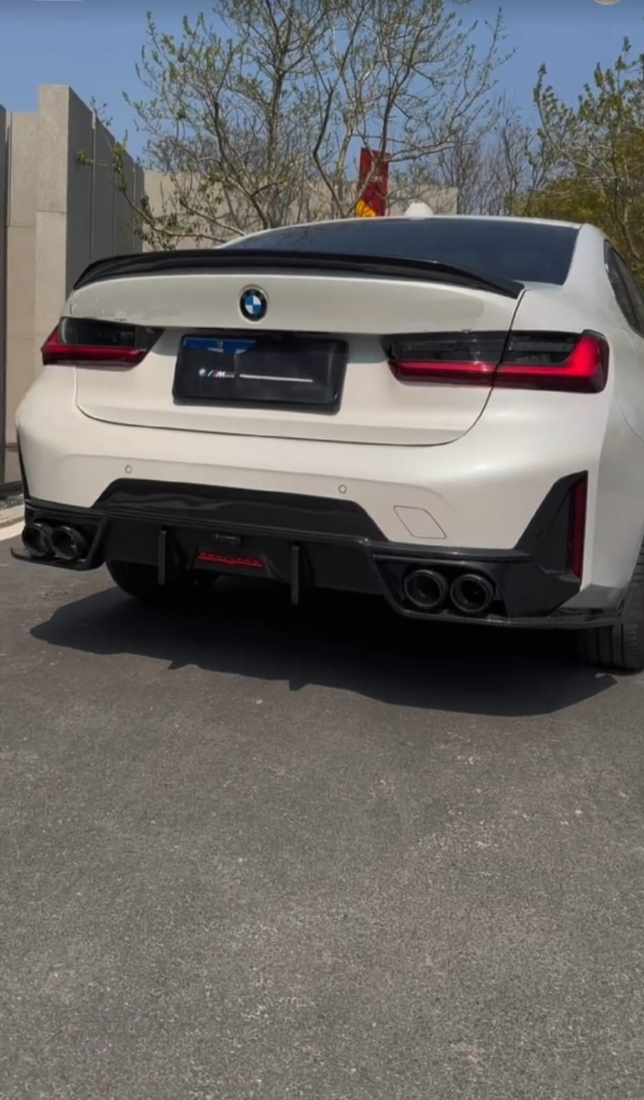 TAKD - BMW 3 SERIES G20 LCI 2023+ DRY CARBON FIBRE REAR DIFFUSER