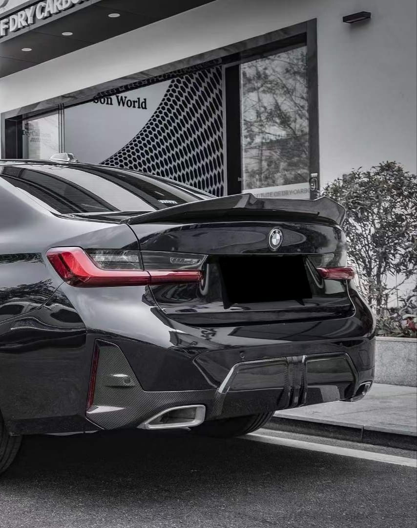 AERO CARBON - BMW 3 SERIES G20 LCI 22+ CARBON FIBRE M PERFORMANCE STYLE REAR DIFFUSER