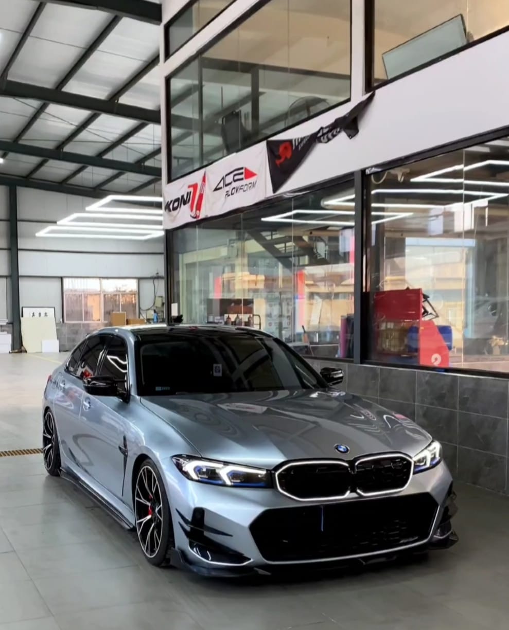 AERO CARBON - BMW 3 SERIES G20 LCI GLOSS BLACK LED GRILL