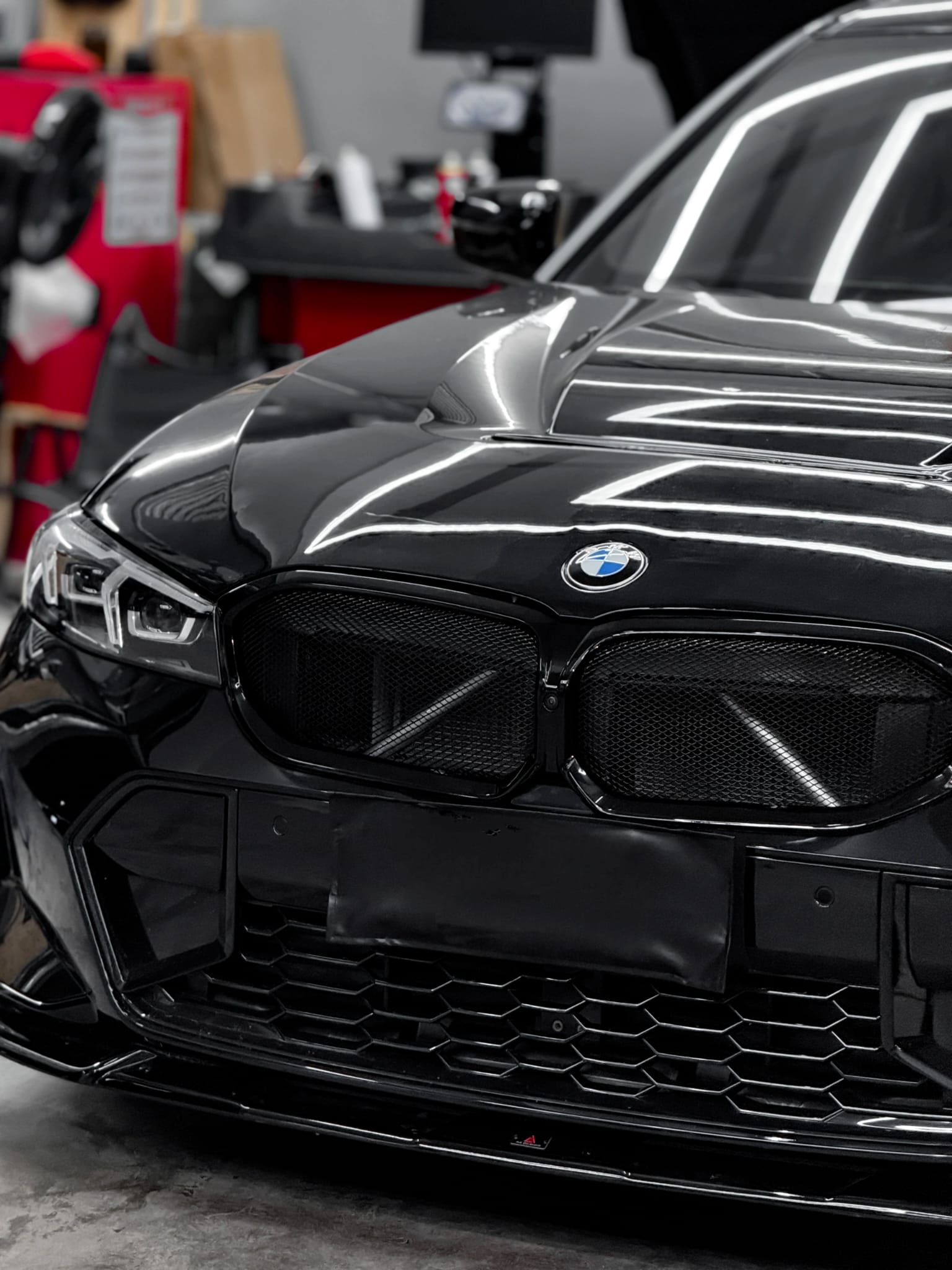 AERO CARBON - BMW 3 SERIES G20 LCI 23+ GLOSS BLACK MESH GRILLE
