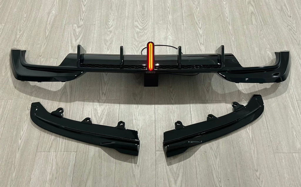 VTEN - BMW 3 SERIES G20 PRE-LCI GLOSS BLACK SLIM LED REAR DIFFUSER
