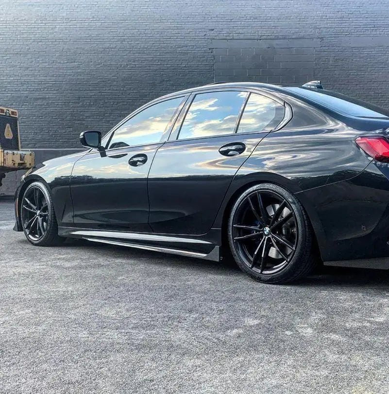 AERO CARBON - BMW 3 SERIES G20 TK STYLE CARBON SIDE SKIRTS