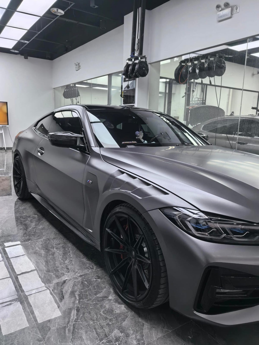 AERO CARBON - BMW 4 SERIES G22 CARBON FIBRE FRONT FENDER / SIDE WINGS