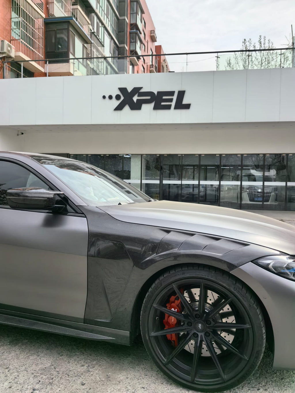 AERO CARBON - BMW 4 SERIES G22 CARBON FIBRE FRONT FENDER / SIDE WINGS