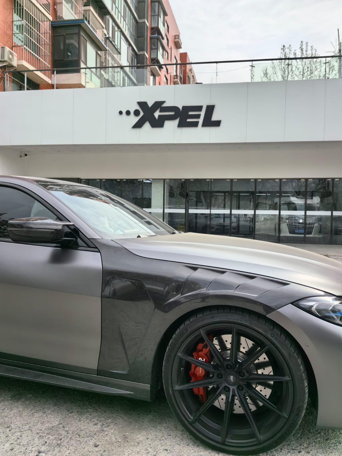 AERO CARBON - BMW 4 SERIES G22 CARBON FIBRE FRONT FENDER / SIDE WINGS