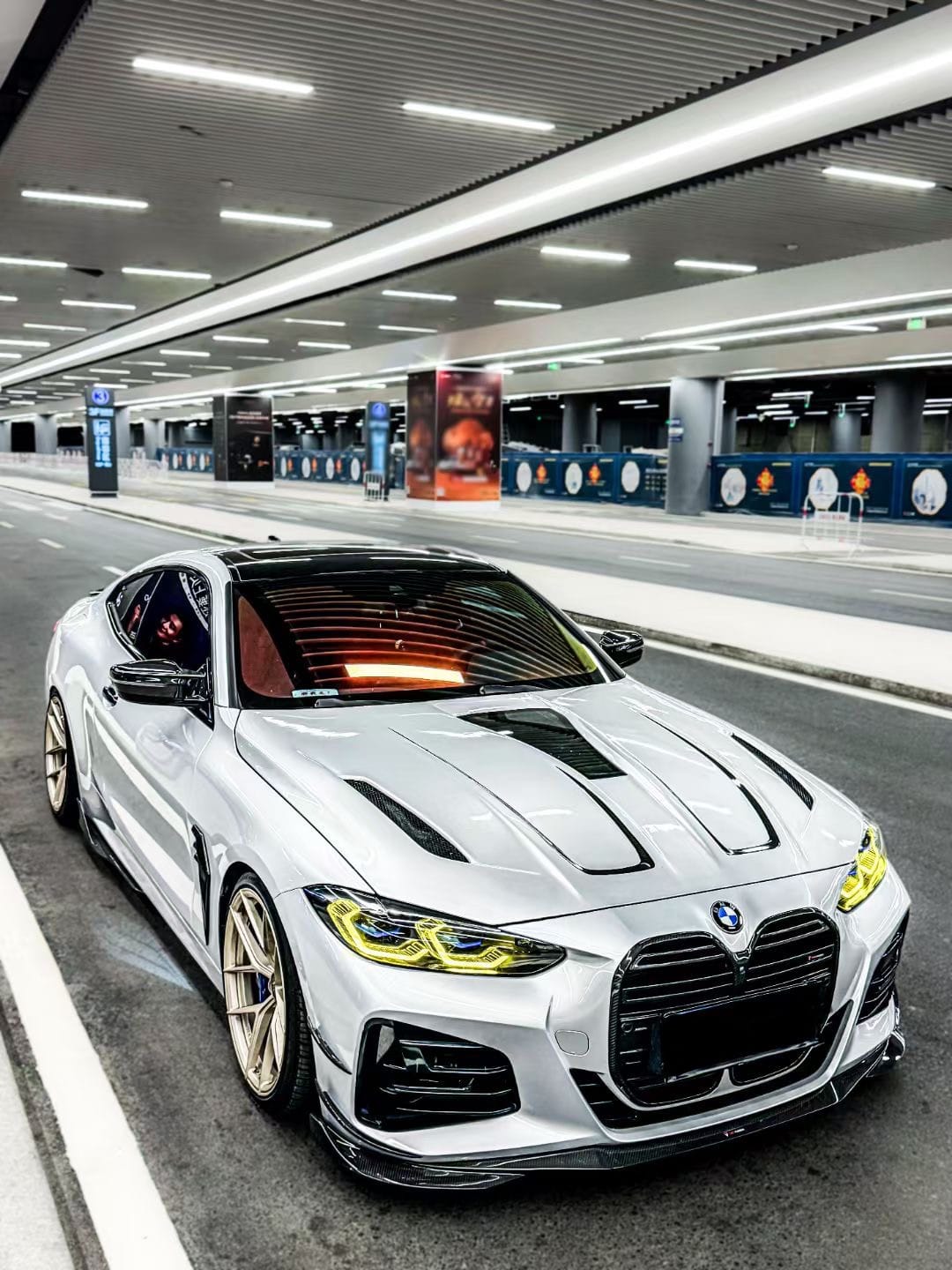 AERO CARBON - BMW 4 SERIES G22 G26 CARBON FIBRE BONNET HOOD IMP GLASS STYLE
