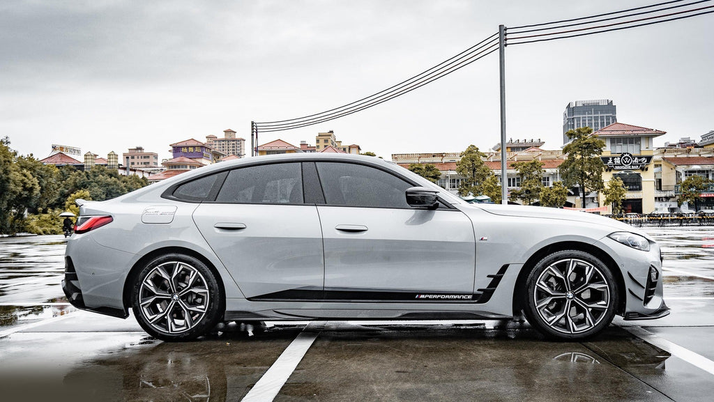 SOOQOO - BMW 4 SERIES GRAN COUPE DRY CARBON FIBRE SIDE SKIRTS CX STYLE