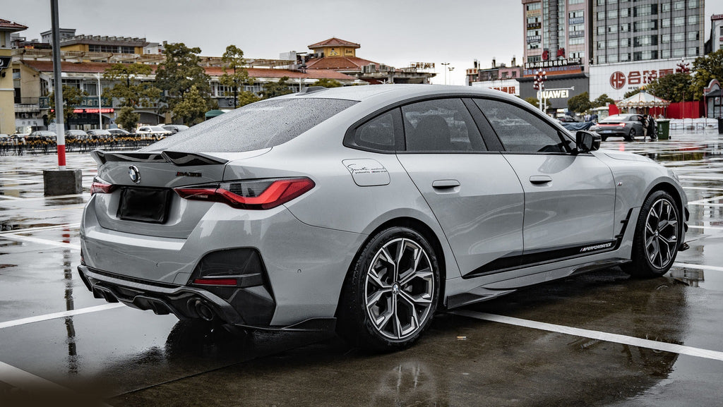 SOOQOO - BMW 4 SERIES GRAN COUPE DRY CARBON FIBRE SIDE SKIRTS CX STYLE