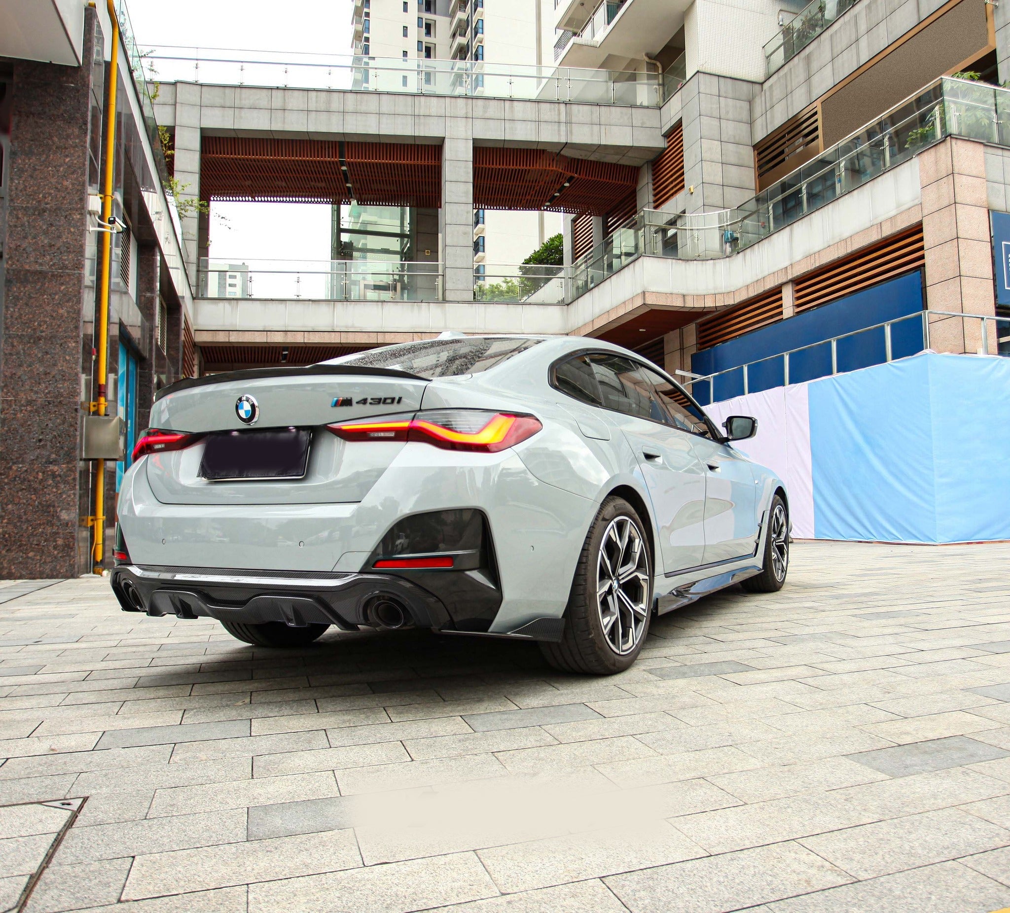 SOOQOO - BMW 4 SERIES GRAN COUPE G26 DRY CARBON REAR DIFFUSER CX STYLE