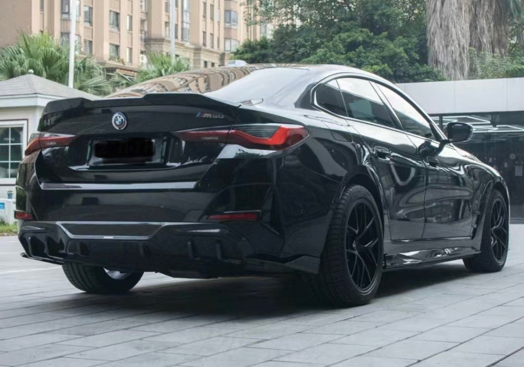 AERO CARBON - BMW 4 SERIES I4 G26 DRY CARBON FIBRE REAR WINGLETS