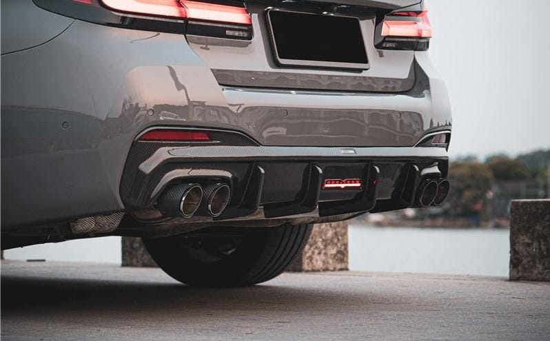 AERO CARBON – BMW 5 SERIES G30 LCI CARBON REAR DIFFUSER TKD STYLE