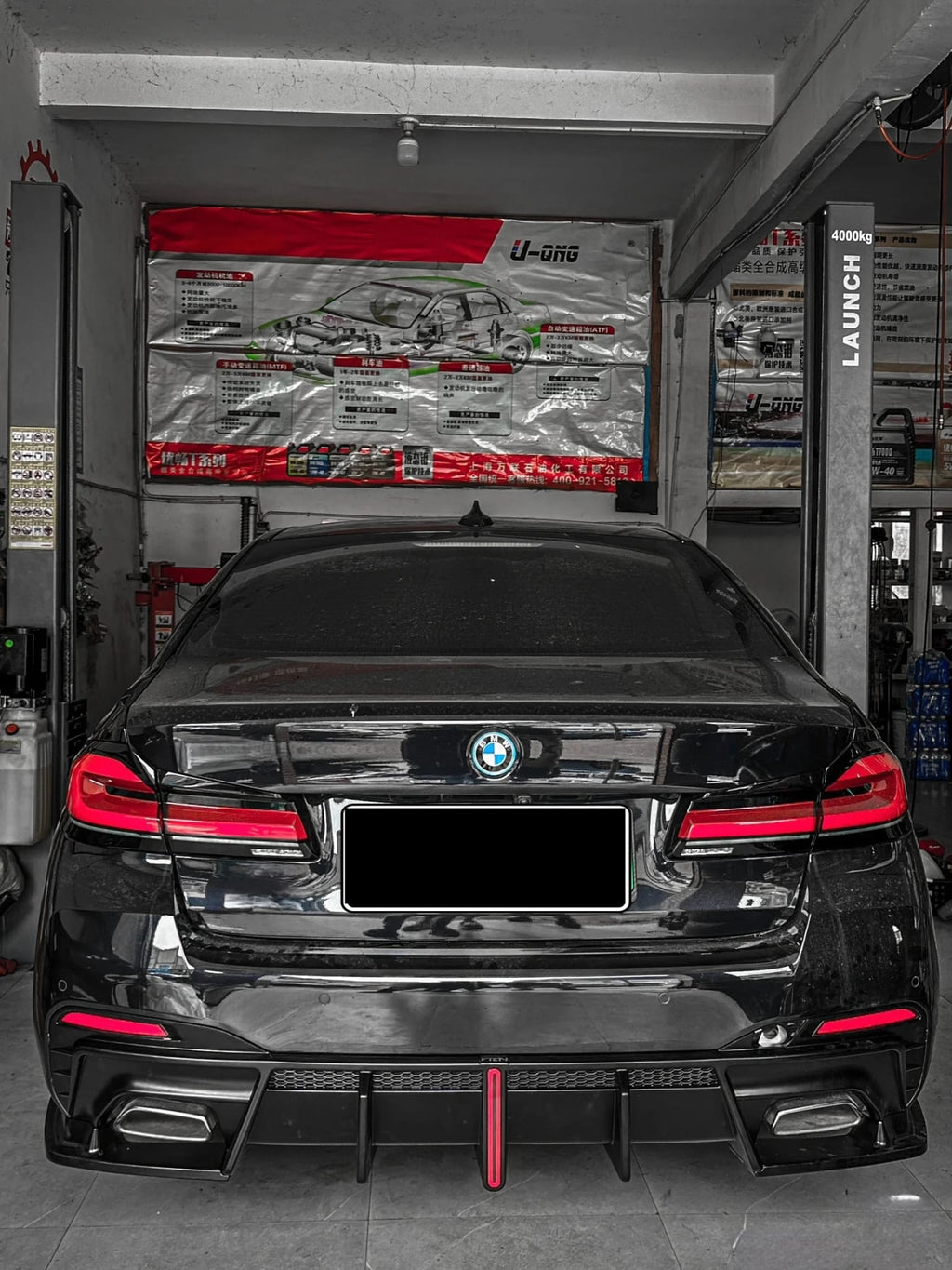 VTEN - BMW 5 SERIES G30 LCI GLOSSY BLACK SLIM LED DIFFUSER