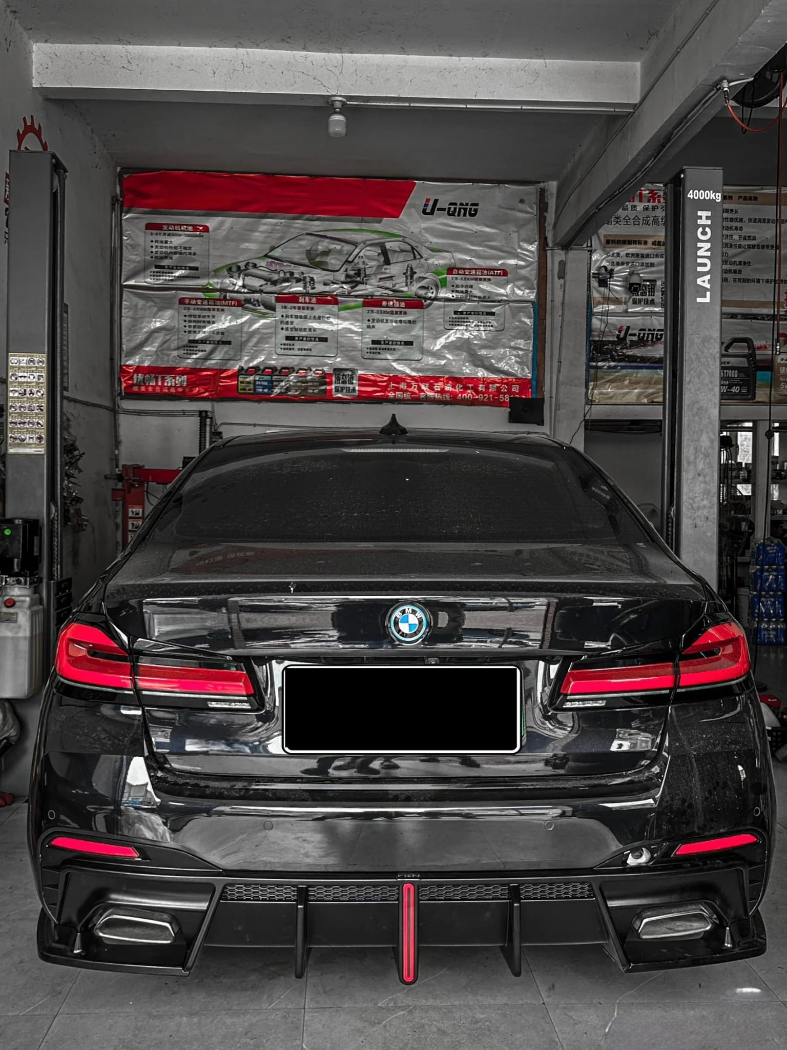 VTEN - BMW 5 SERIES G30 LCI GLOSSY BLACK SLIM LED DIFFUSER