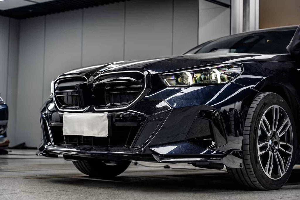 AERO CARBON - BMW 5 SERIES G60 2024+ ABS LED GRILLE M60 STYLE