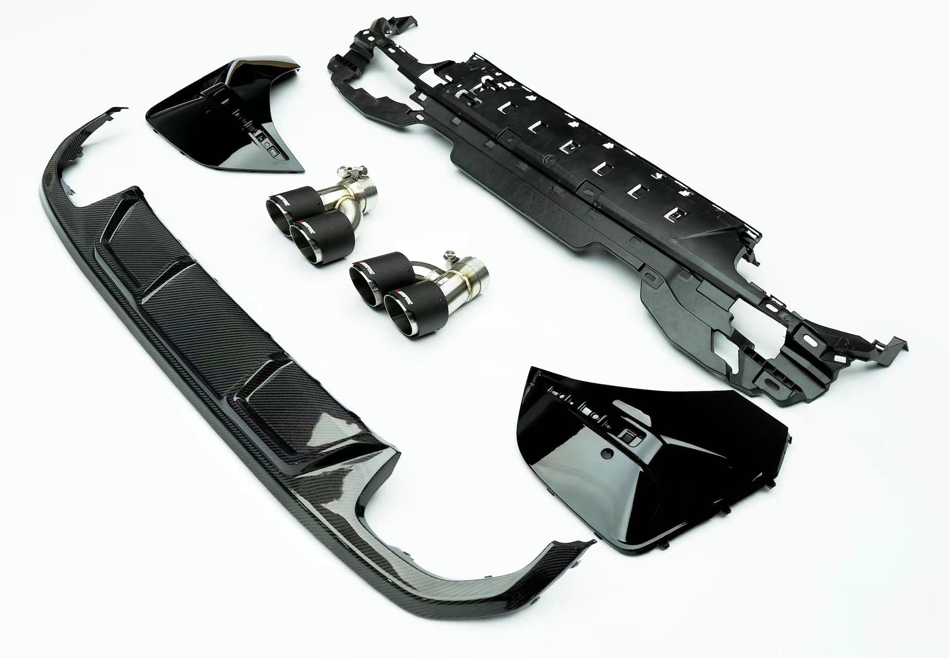 AERO CARBON - BMW G26 4 SERIES GRAN COUPE CARBON DIFFUSER + EXHAUST TIPS